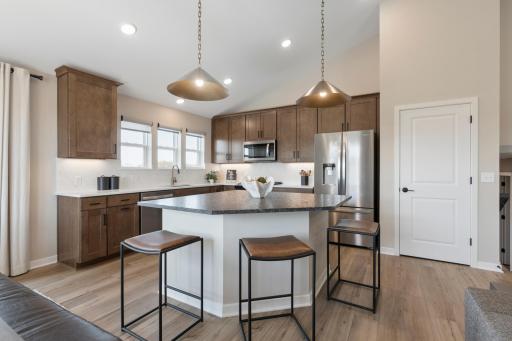 4107 Ramsay Way, Waconia, MN 55387