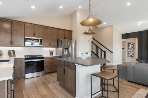 4107 Ramsay Way, Waconia, MN 55387