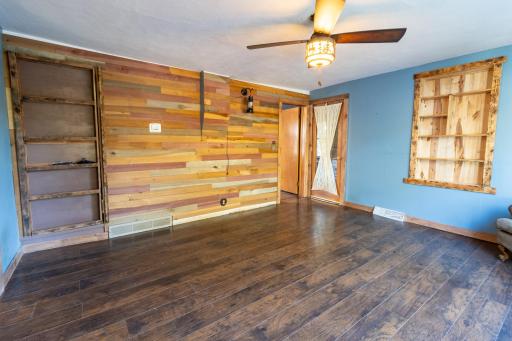 Accent wall and built in bookshelf in living room