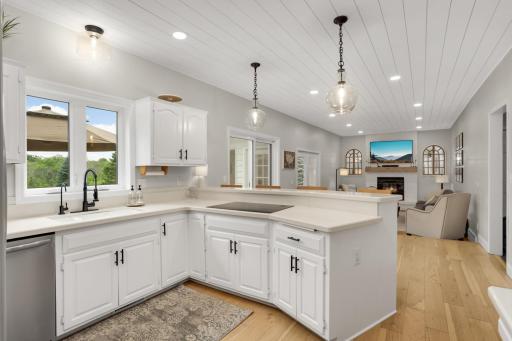 20426 Lynn Drive, Prior Lake, MN 55372
