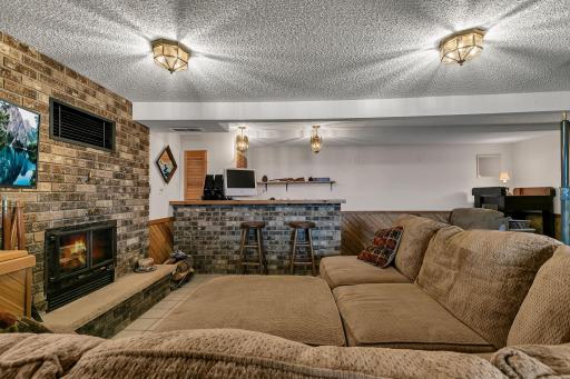 21307 Agate Beach Road, Rockville, MN 56301