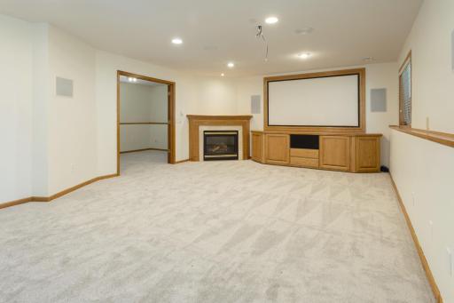 700 141st Avenue NW, Andover, MN 55304