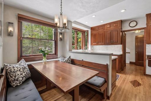 2825 Brookwood Terrace, Minneapolis, MN 55410