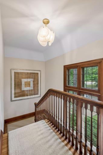 2825 Brookwood Terrace, Minneapolis, MN 55410