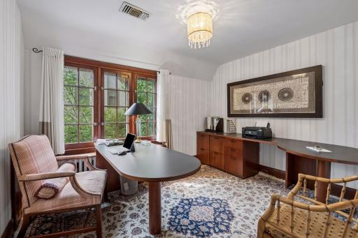 2825 Brookwood Terrace, Minneapolis, MN 55410