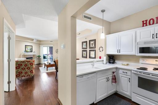 7500 Edinborough Way, 3106, Edina, MN 55435