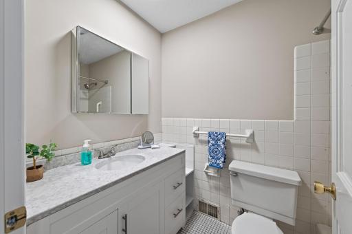 13400 Orchard Road, Hopkins, MN 55305