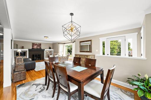 2005 Kenwood Drive W, Maplewood, MN 55117