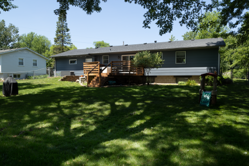 503 Chan View, Chanhassen, MN 55317