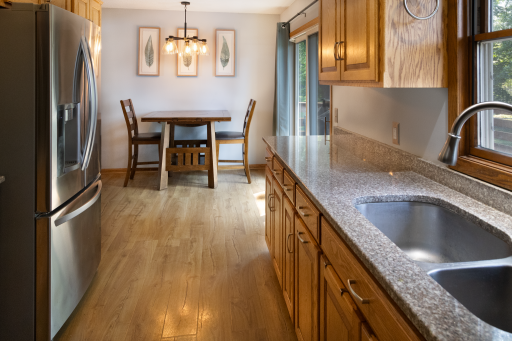 503 Chan View, Chanhassen, MN 55317