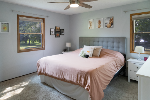 503 Chan View, Chanhassen, MN 55317