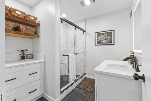 Vivid Spaces_8072 66th St Ct S_047.JPG