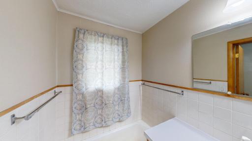 207 1st Avenue NE, Geneva, MN 56035