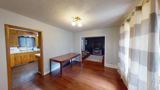 207 1st Avenue NE, Geneva, MN 56035