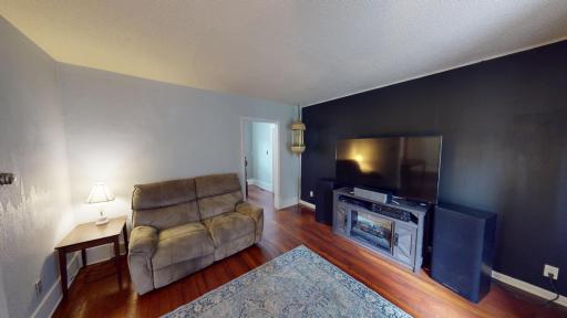 207 1st Avenue NE, Geneva, MN 56035