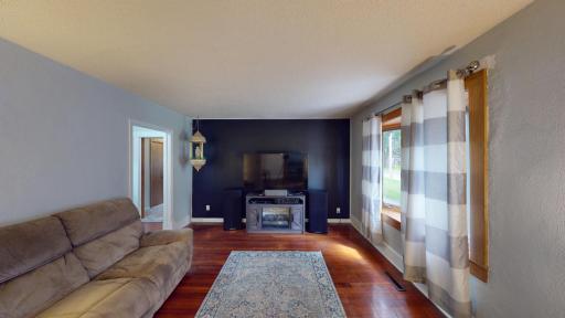 207 1st Avenue NE, Geneva, MN 56035