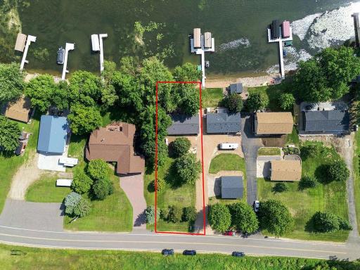 Property Lines are approximated.