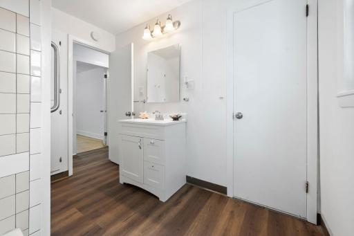 24UpperBA_3427_Colfax_Ave_N_Minneapolis.jpg