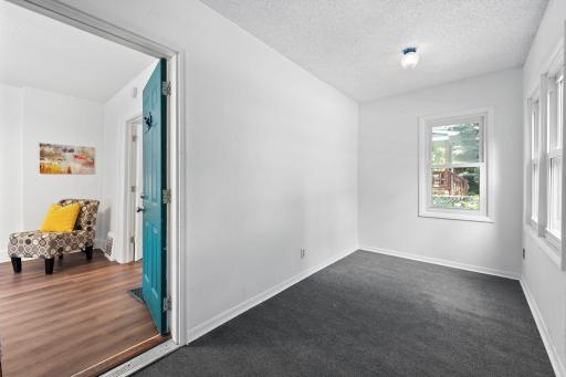 5aFrontPorch_3427_Colfax_Ave_N_Minneapolis