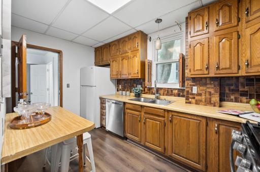10Kitchen_3427_Colfax_Ave_N_Minneapolis.jpg