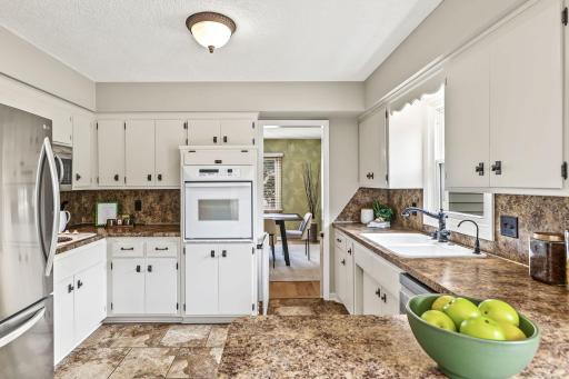 10 Western Terrace, Golden Valley, MN 55426
