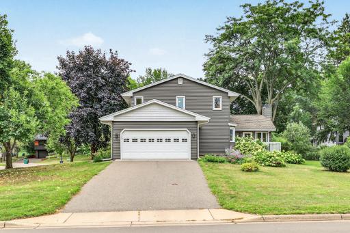 10 Western Terrace, Golden Valley, MN 55426