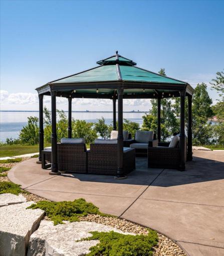 Morning coffee, afternoon cocktails and an ever-changing parade of sailboats and freighters—this covered gazebo makes the view part of everyday life.