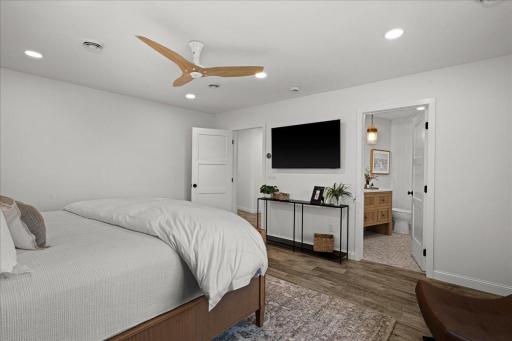 For guests, family, extended stays—or those nights when everyone sleeps better in their own suite.