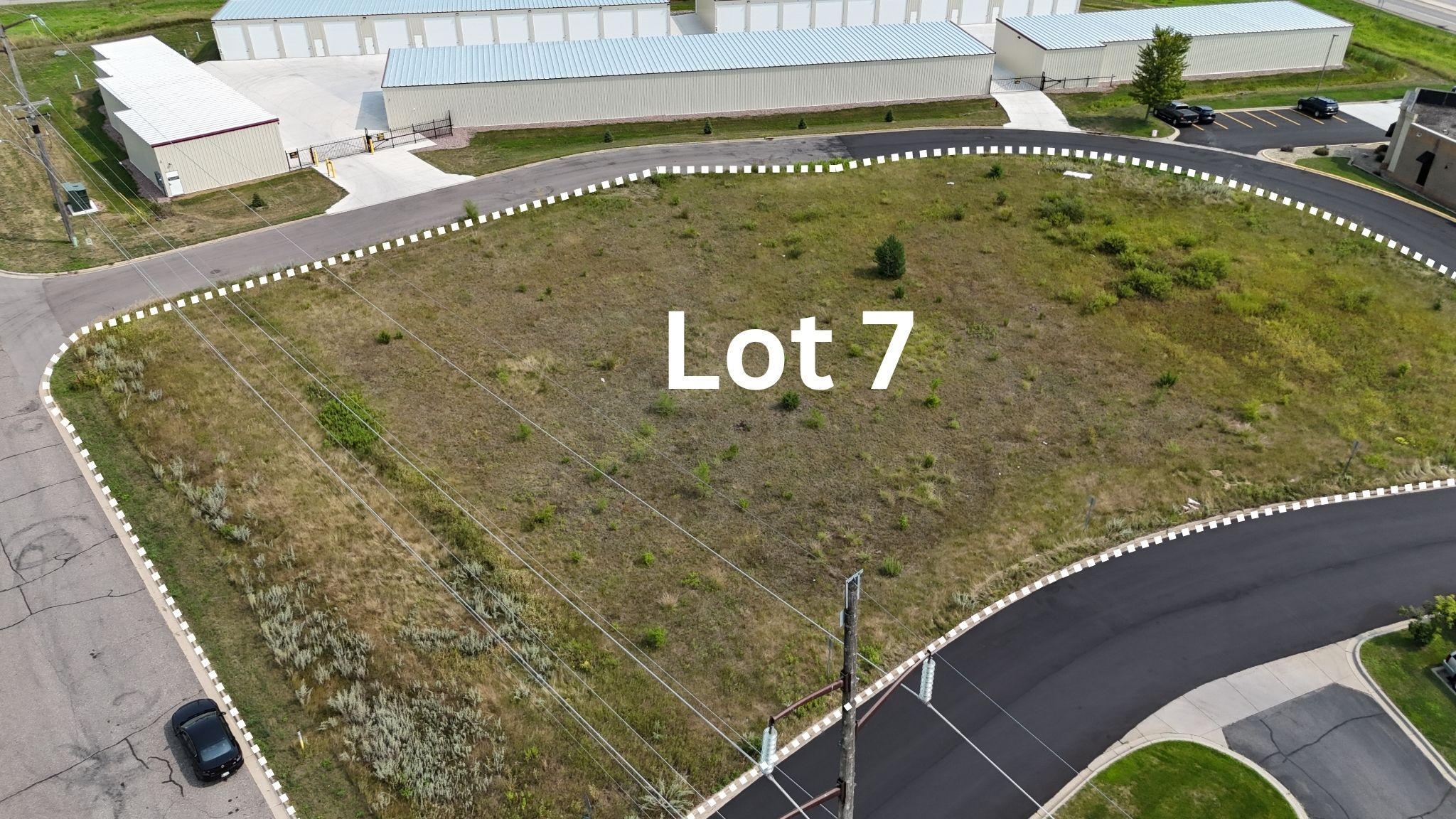 Lot 7.jpg