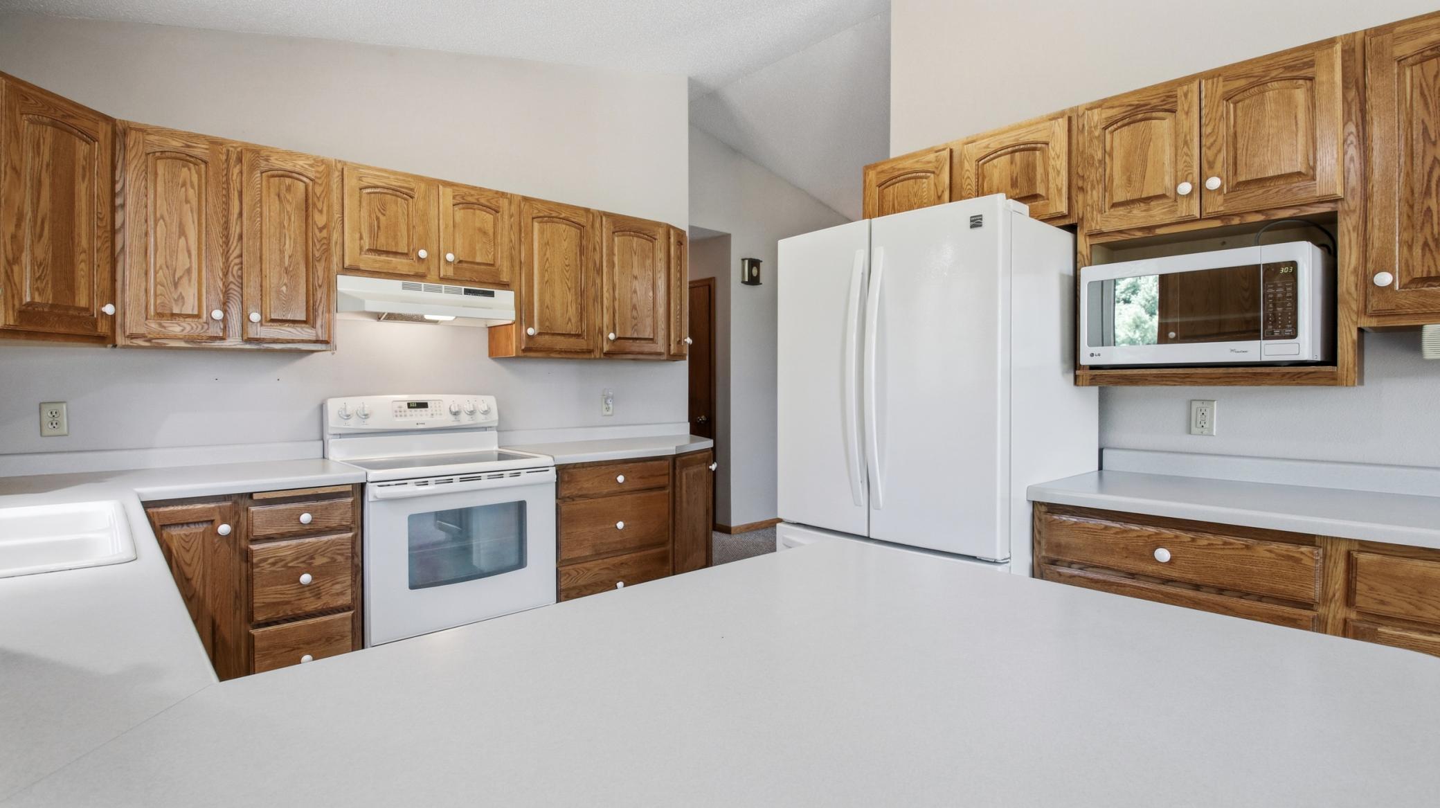 19_2333 8th ave-15.jpg