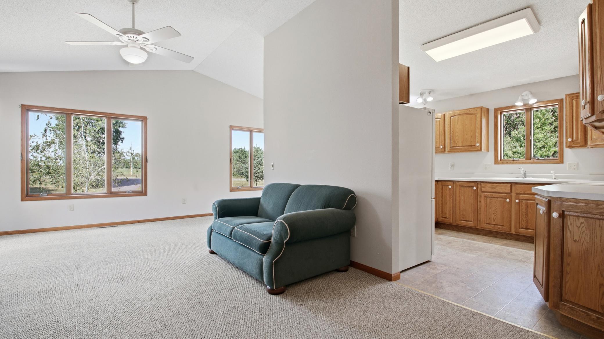 12_2333 8th ave-6.jpg