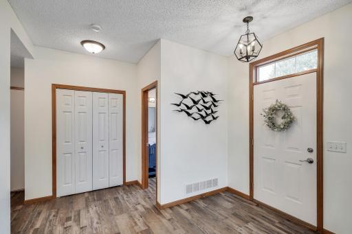 4926 Bisset Lane, 7506, Inver Grove Heights, MN 55076
