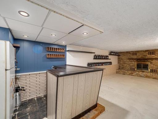 6231 Quail Avenue N, Brooklyn Center, MN 55429