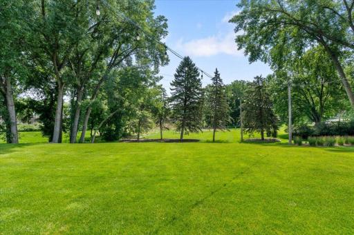 12738 Gordon Drive, Eden Prairie, MN 55346