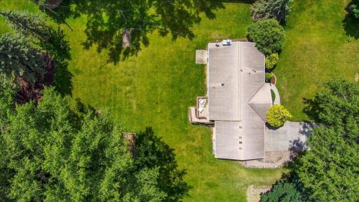 12738 Gordon Drive, Eden Prairie, MN 55346