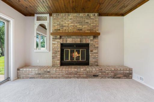 12738 Gordon Drive, Eden Prairie, MN 55346