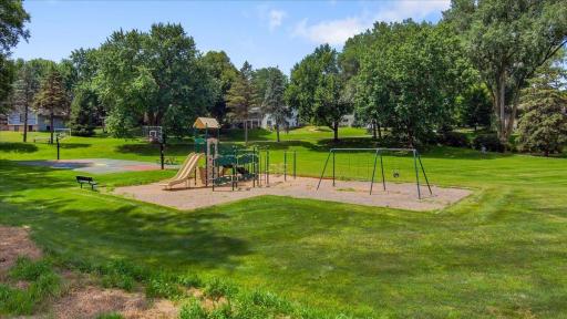 12738 Gordon Drive, Eden Prairie, MN 55346