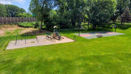 12738 Gordon Drive, Eden Prairie, MN 55346