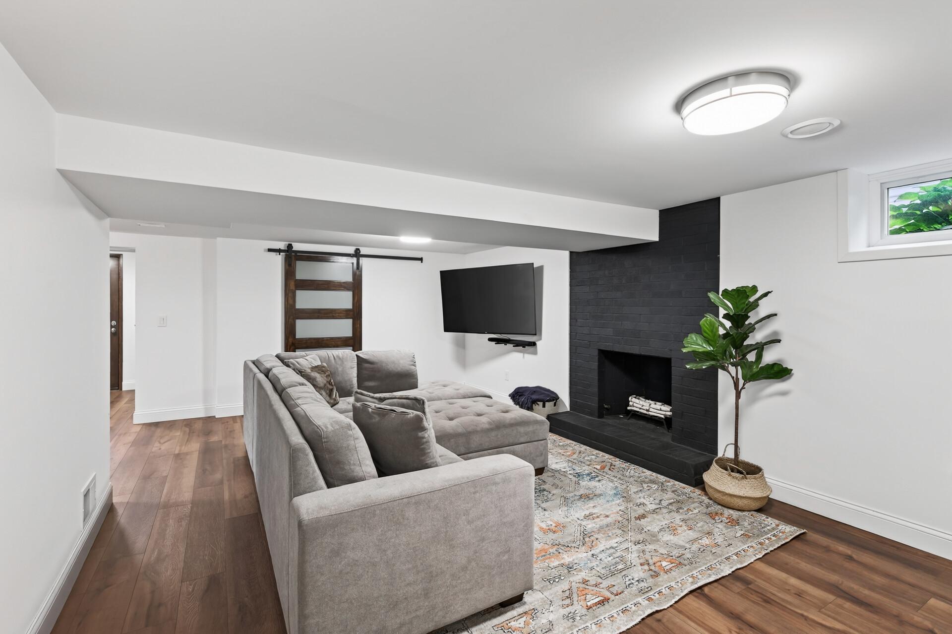 Fully renovated lower level
