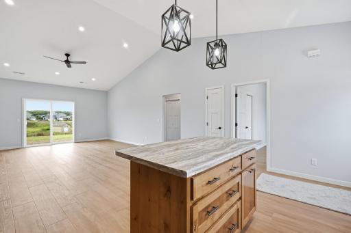 11-web-or-mls-DSC03324.jpg
