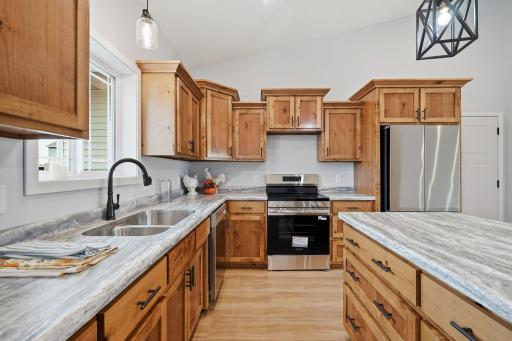 10-web-or-mls-1006 Misty Meadow Blvd-6.jpg