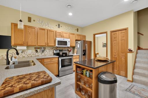 6285 29th Avenue NW, Rochester, MN 55901