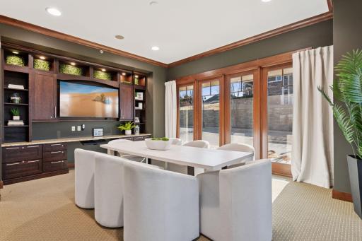 8652 Lake Riley Drive, Chanhassen, MN 55317