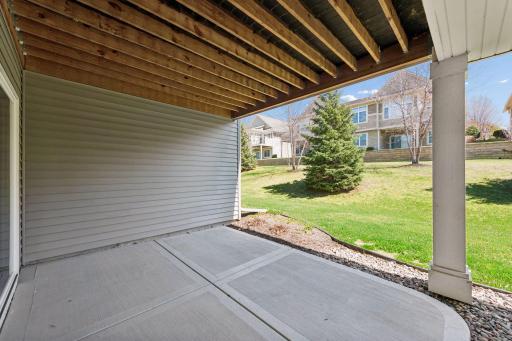 8652 Lake Riley Drive, Chanhassen, MN 55317