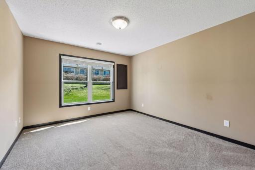8652 Lake Riley Drive, Chanhassen, MN 55317