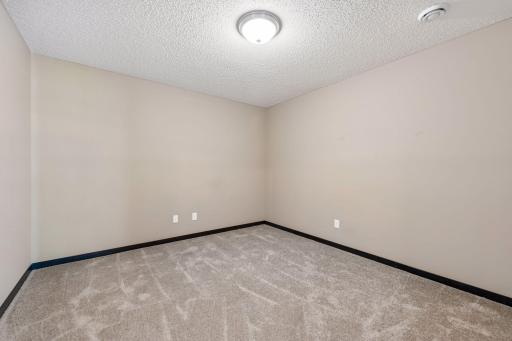 8652 Lake Riley Drive, Chanhassen, MN 55317