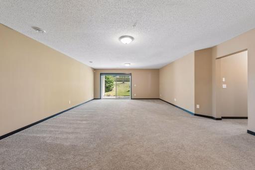 8652 Lake Riley Drive, Chanhassen, MN 55317