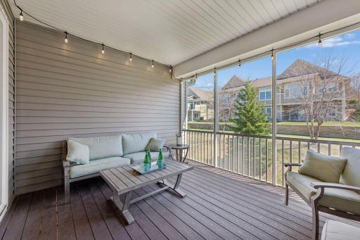8652 Lake Riley Drive, Chanhassen, MN 55317