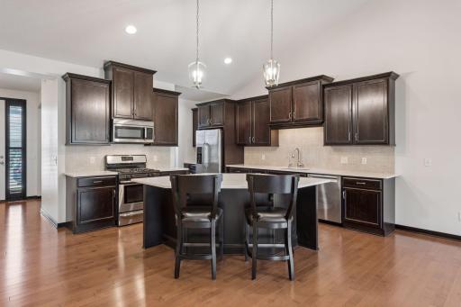 8652 Lake Riley Drive, Chanhassen, MN 55317