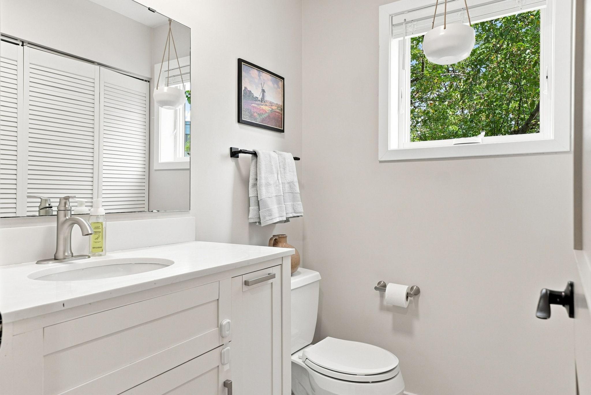 21-web-or-mls-5th_St_01382.jpg